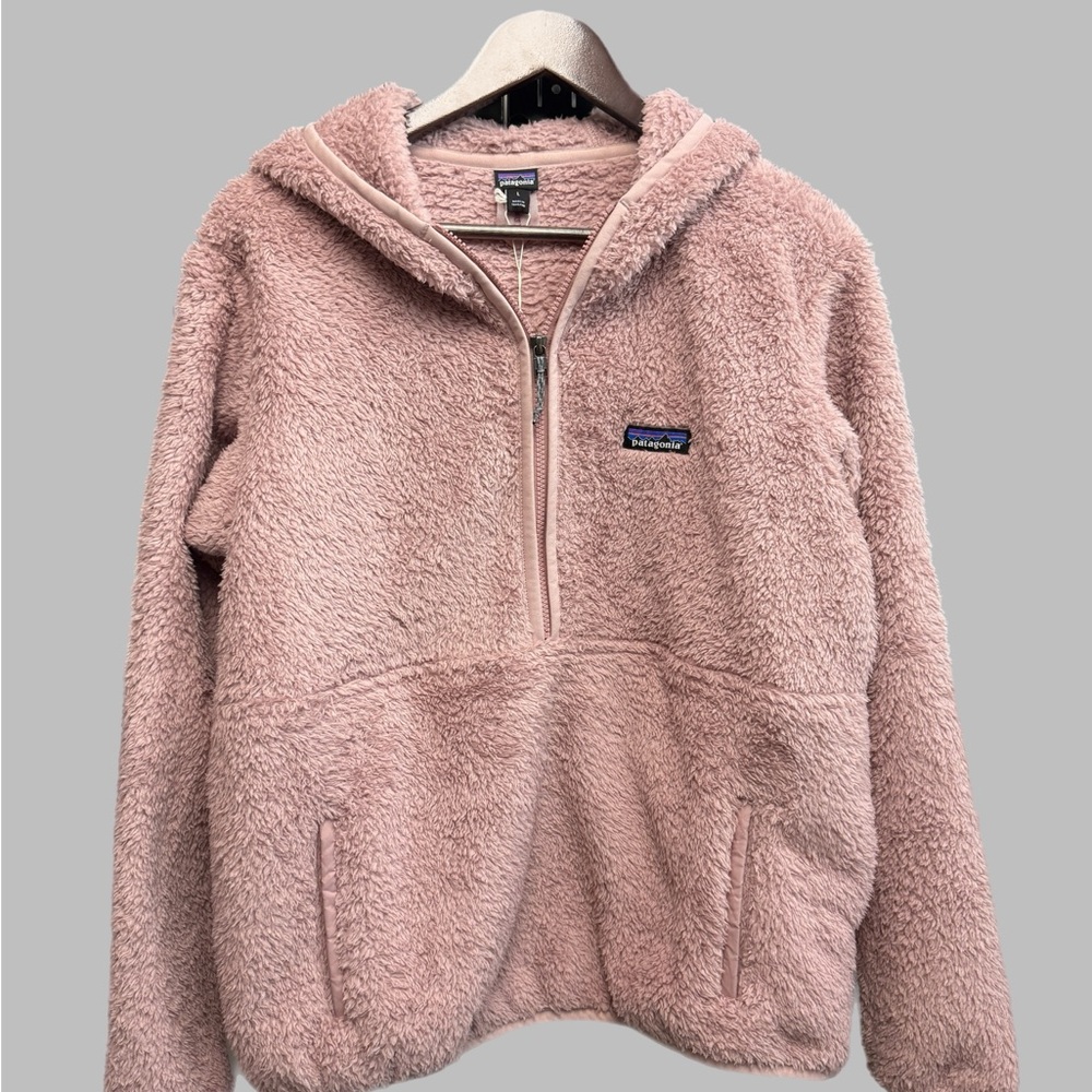 Patagonia Women’s Fleece Jacket in Soft Pink